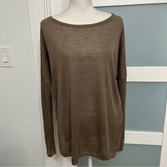 Vince 100% Linen Boatneck Top Long Sleeves SZ Small Taupe Oversized Designer GUC - Picture 1 of 6